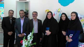 دیدار ریاست و پرسنل بیمارستان معتمدی با معلمان مدرسه شاهد گرمسار